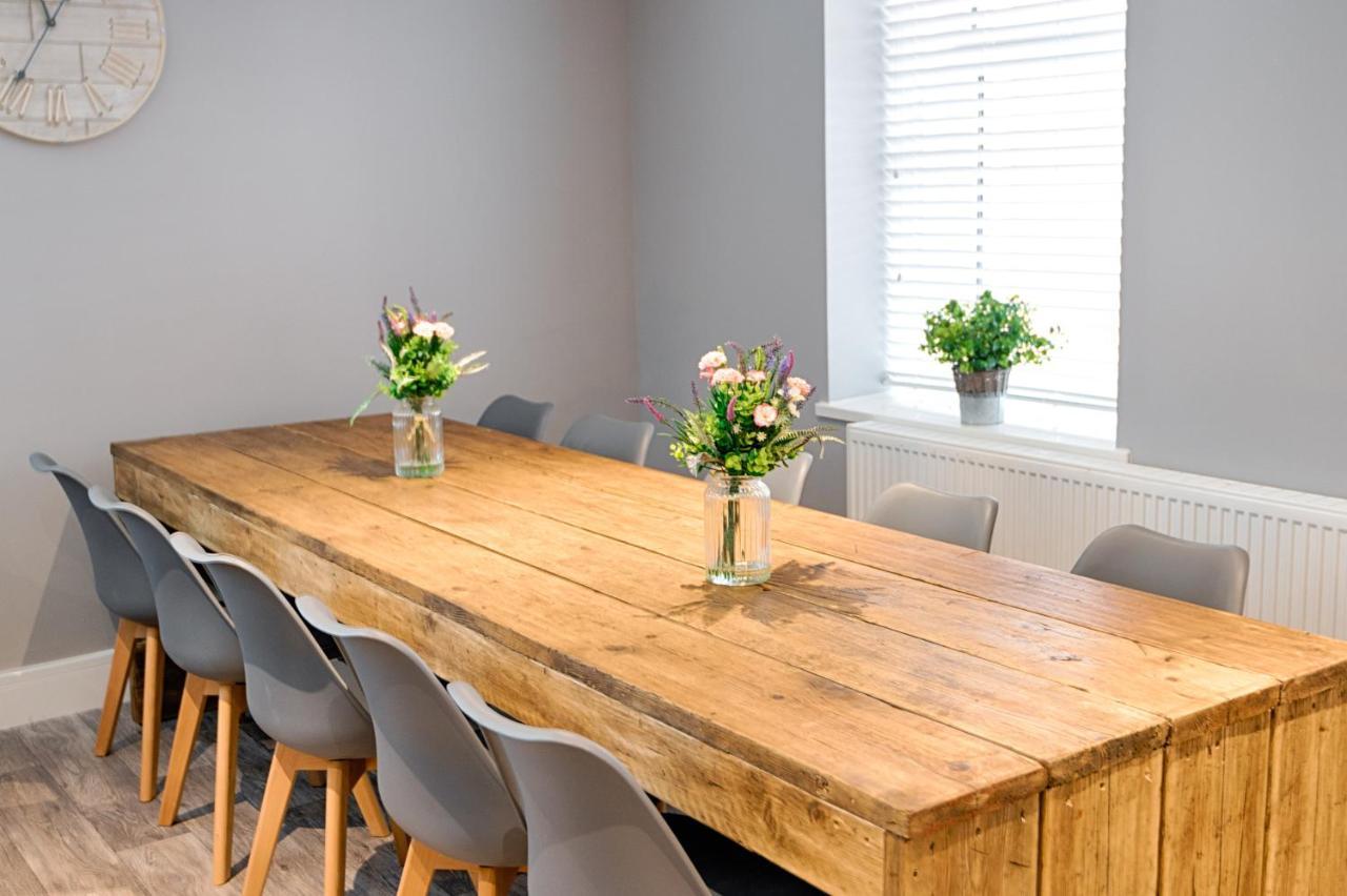 3 Rm Studio, Open-Plan Living, Dining, & Kitchen Llanelli Exterior foto