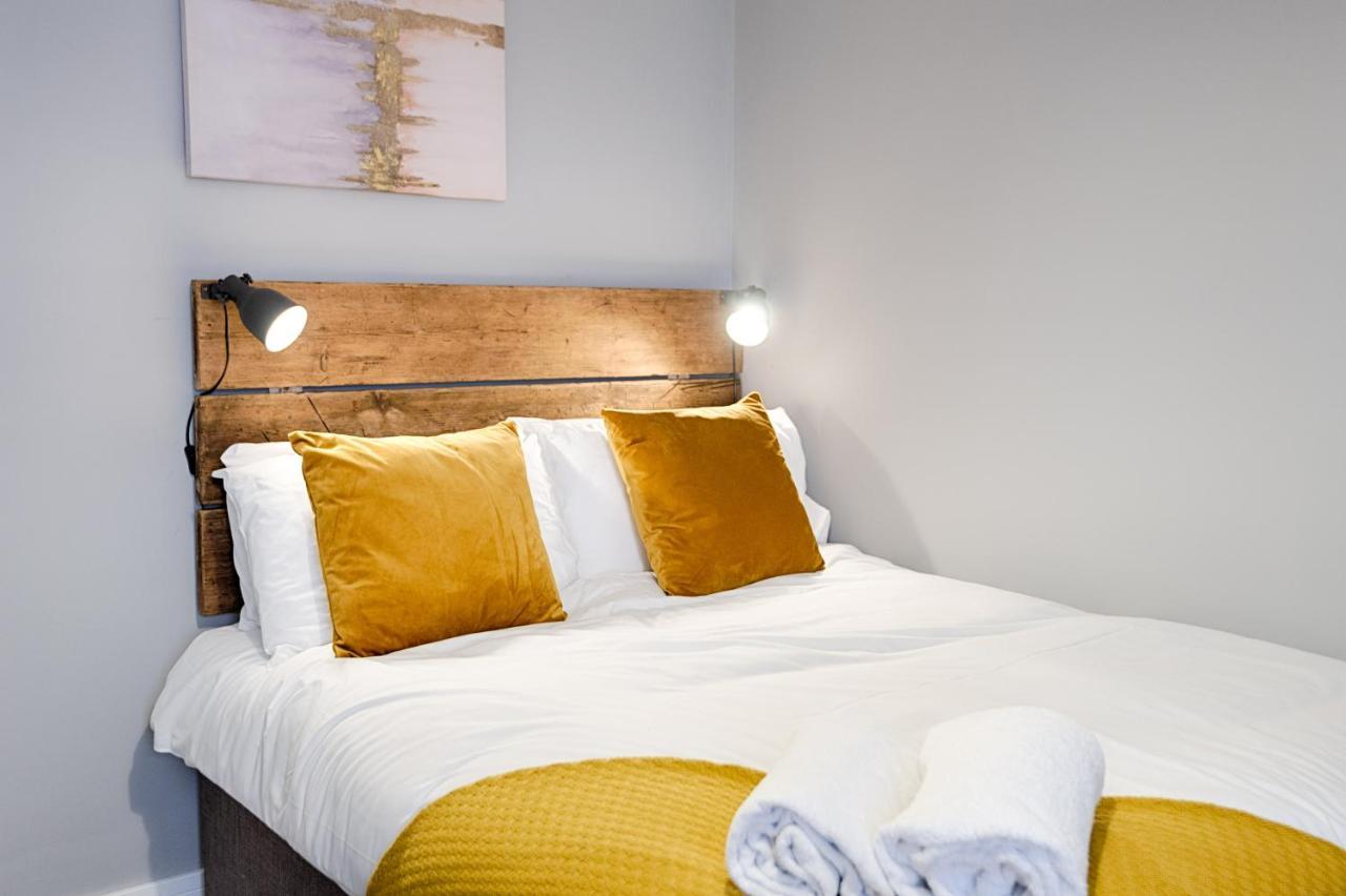 3 Rm Studio, Open-Plan Living, Dining, & Kitchen Llanelli Exterior foto